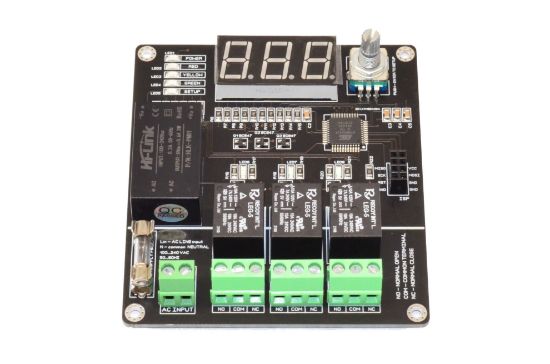 Picture of Christmas Traffic Light Controller AC 100-240V 50hz60Hz Sequencer Control DC AC