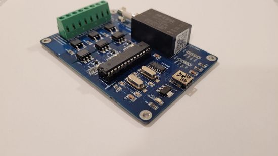 Picture of Traffic Light Controller ARDUINO Based Sequencer AC Voltage Solid Sate Relay SSR (Unlimited Modes/Options Programmable) 100V-240VAC 50HZ-60HZ 3 Channel RED Green Yellow RYG Built-in Indicator LEDs