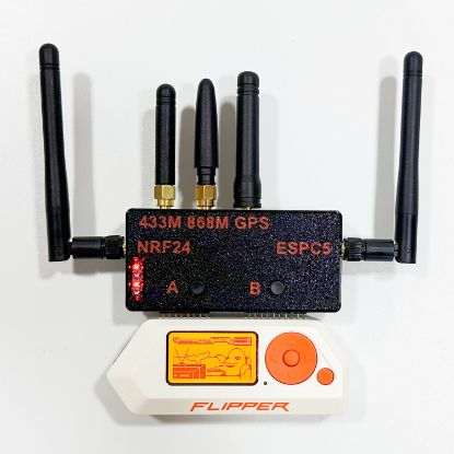 Picture of 5-in-1 Module Expansion Board Compatible with Flipper Zero, ESP32-C5 2.4GHz/5GHz WiFi, NRF24, CC1101 433MHz/868MHz, GPS, SD Card Support